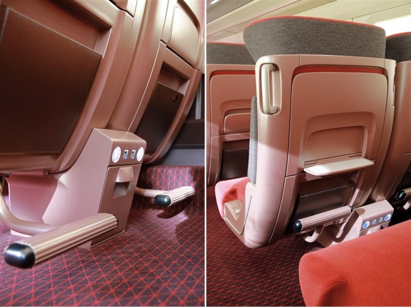 De zitplaatsen in de coach-opstelling hebben een hoop handige functies. (Foto: Thalys)