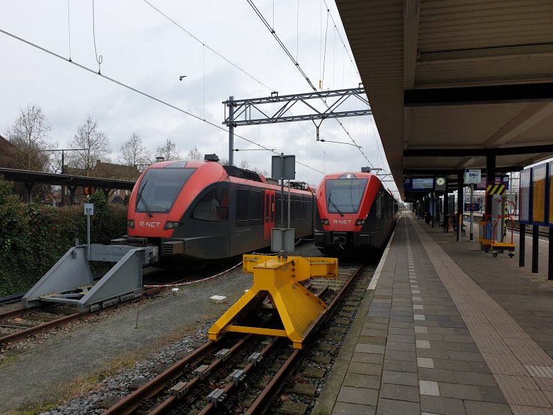Voorlopig is er nog uitstel over de vervanging van de 15 jaar oude treinen op de Merwedelingelijn. (Foto: Treinenweb)