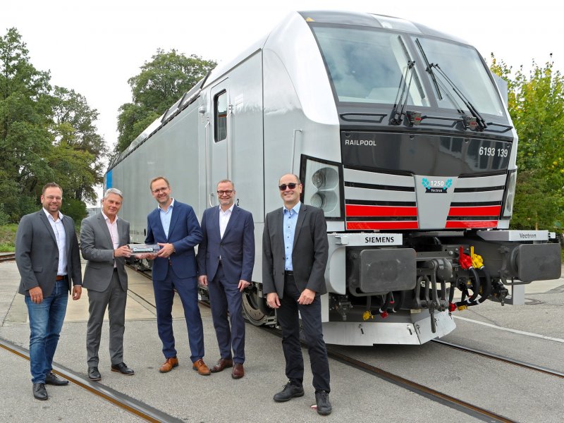 De 1250e locomotief is eerder deze maand door Siemens afgeleverd. (Foto: Siemens AG)