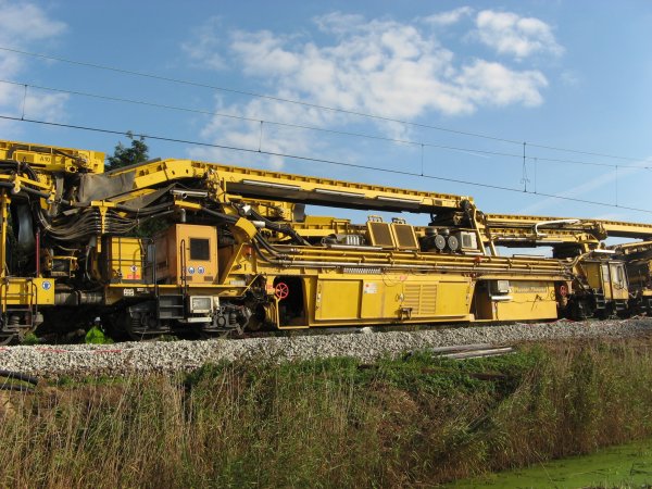 [video] Werktrein beschadigd tijdens werkzaamheden Daarlerveen