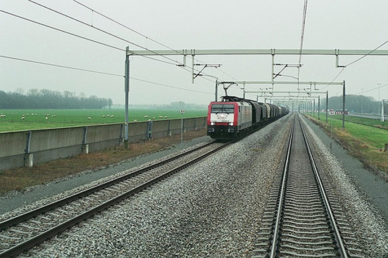 Opnieuw zullen er zelfstandig rijdende goederentreinen over de Betuweroute rijden (Foto: ke1jzer )