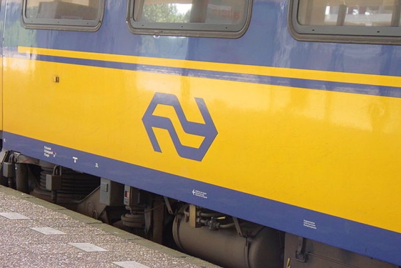 Reizigers verlieten op gevaarlijke wijze defecte trein