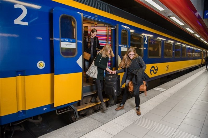 Den Haag verliest IC Brussel door tien-minutentrein (Foto: NS)