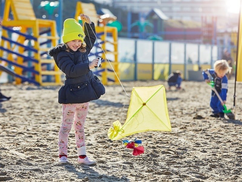 De NS rijdt vanaf april weer de extra strandtreinen naar Zandvoort. (Foto: NS)