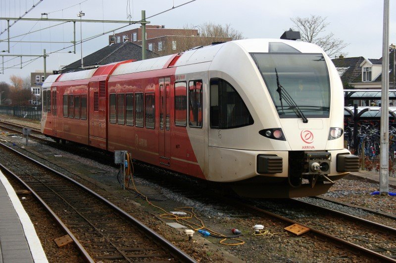 Arriva: Noordelijke treinen zijn drukker maar momenteel halfvol (Foto: Roel Hemkes)