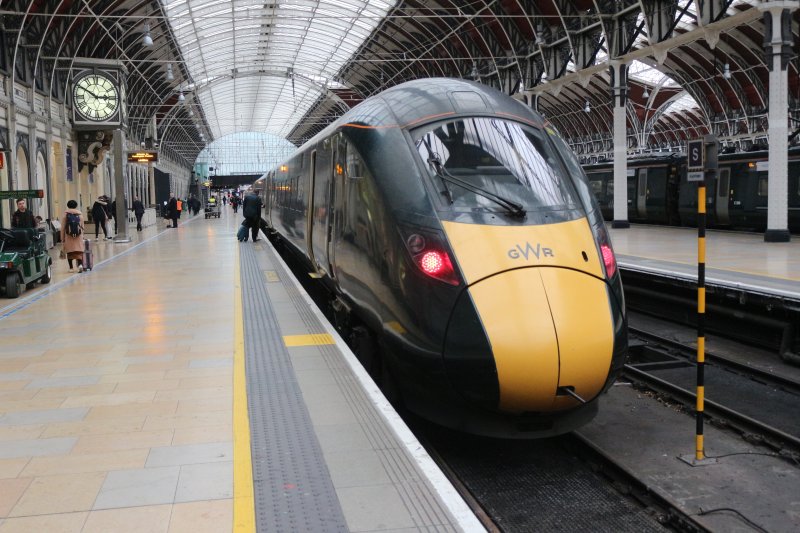 Een Class 800 van de GWR op Londen Paddington (Foto: Treinenweb)