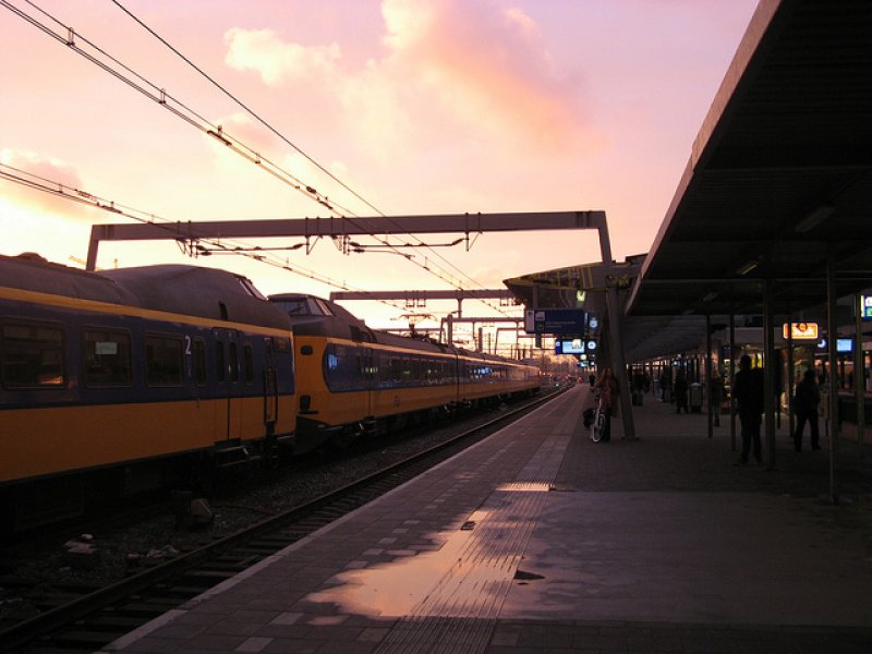 Vanwege een stroomstoring werd het treinverkeer op Utrecht CS gehinderd. (Foto: Treinenweb)