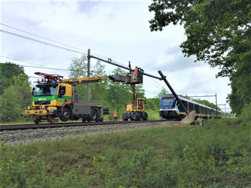 ProRail en ASSET-Rail zijn beginnen met herstel van de schade (Foto: ProRail)