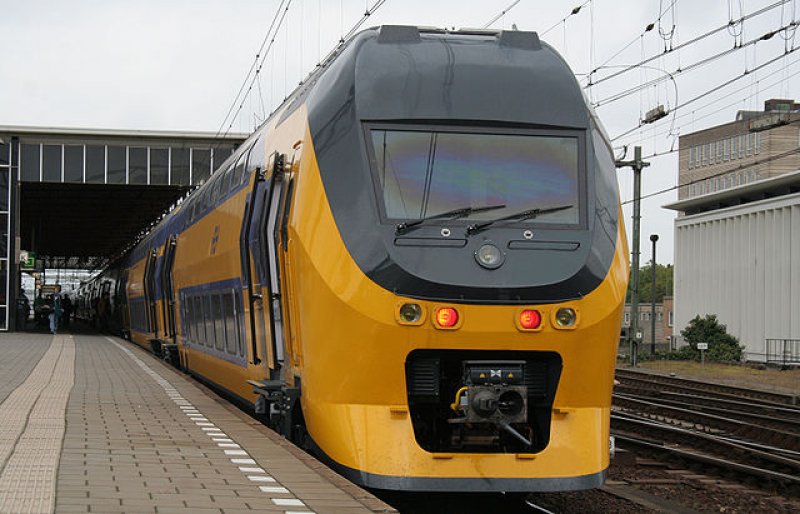 Zondag wordt de dienstregeling op het spoor weer volledig hervat. (Foto: Maurits Vink)