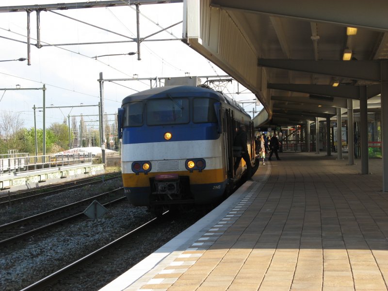 Een SGM Sprinter op station Muiderpoort (Foto: Treinenweb)