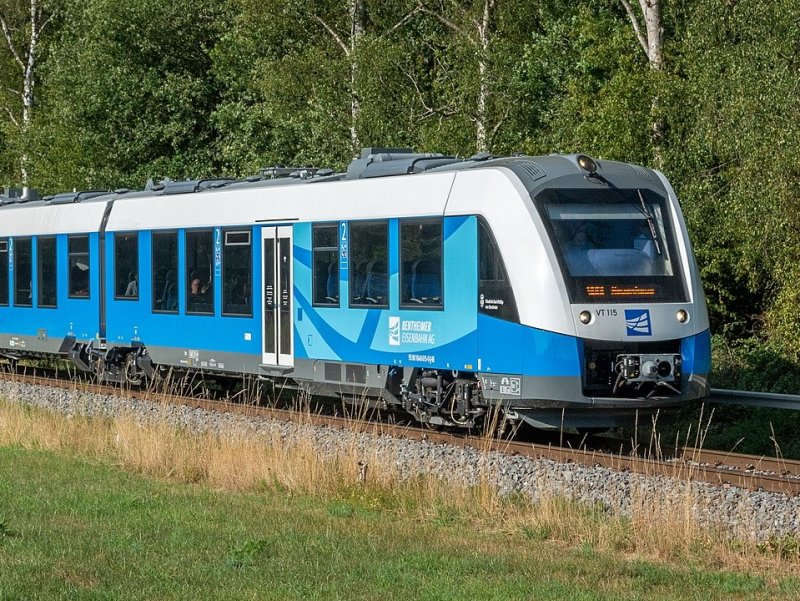 Een trein van de Bentheimer Eisenbahn tussen Neuenhaus en Bad Bentheim (Foto: Rob Dammers)