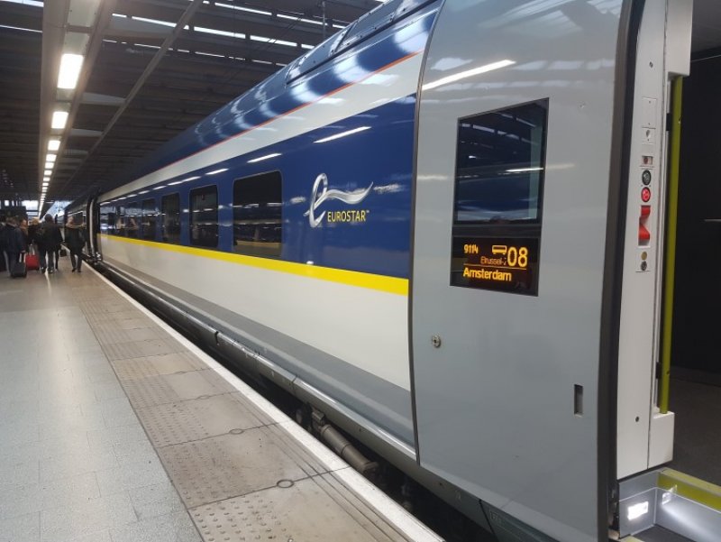 De Eurostar tussen Londen St. Pancras en Amsterdam (Foto: Treinenweb)