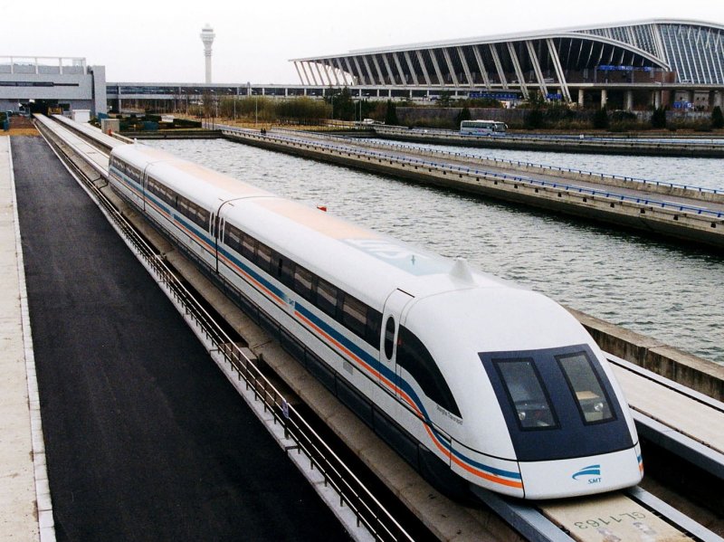 De Maglev in China die Shanghai met Pudong Airport verbindt (Foto: Alex Needham)