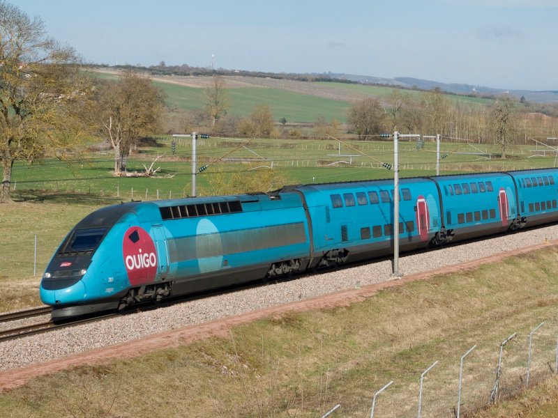 Een Ouigo Duplex-TGV tussen Marne la Valle en Marseille Saint Charles (Foto: Sylvain Bouard)