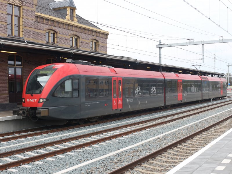 Een GTW van Qbuzz op de Merwedelingelijn (Foto: Treinenweb)