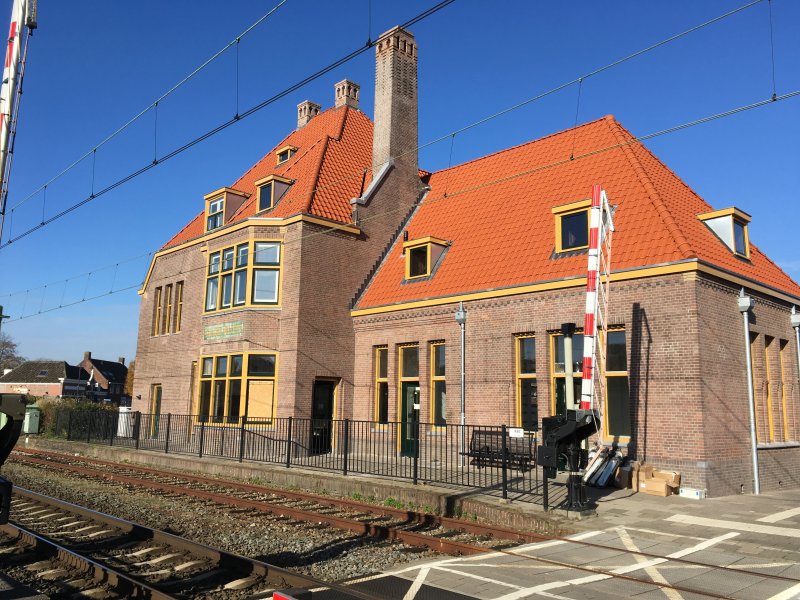 Het vernieuwde stationsgebouw van Gilze-Rijen (Foto: NS)