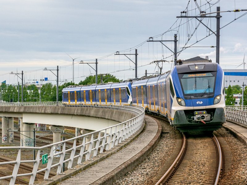 De oude blauwe kleurstelling op de neus van de SNG Sprinter. (Foto: Rob Dammers)