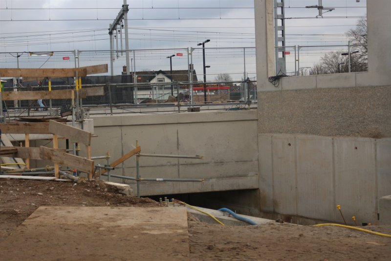 De ingang van de nieuwe tunnel aan de westzijde.