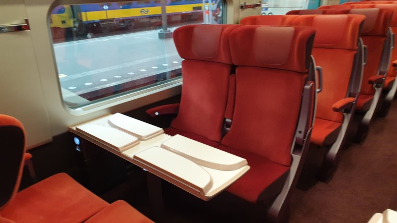 De Standard coupe in de Thalys. (Foto: Treinenweb)