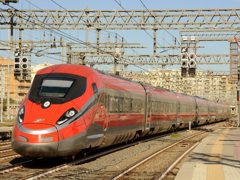 De Frecciarossa hogesnelheidstrein waarmee Trenitalia rijdt. (Foto: Nelso Silva                               )