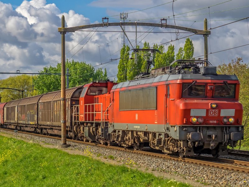 Het CBS registreerde in 2022 een recordaantal aan goederentransporten. (Foto: Frans Berkelaar)