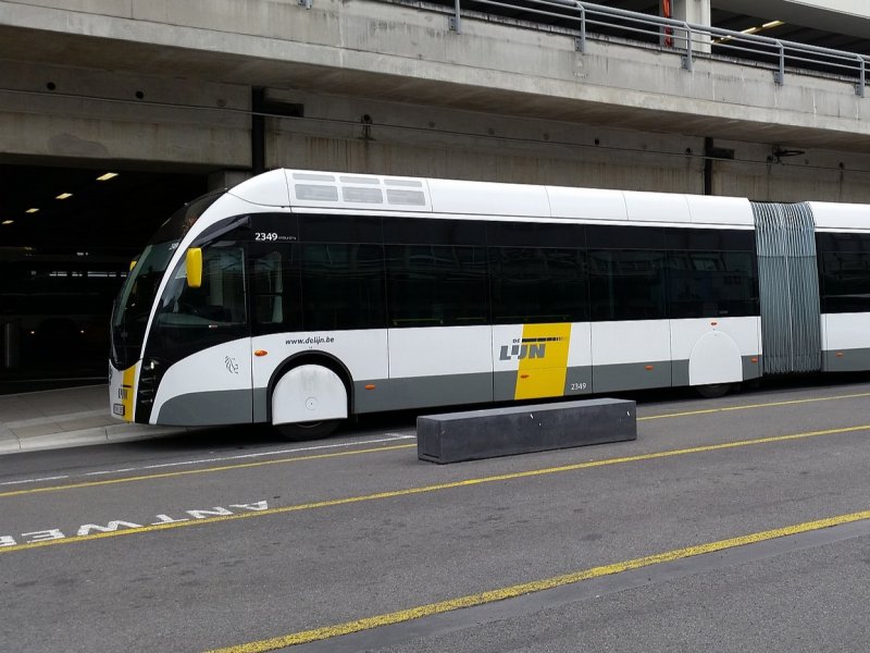 Een Trambus die ingezet kan worden op de verbinding. (Foto: Nenea Hartia )