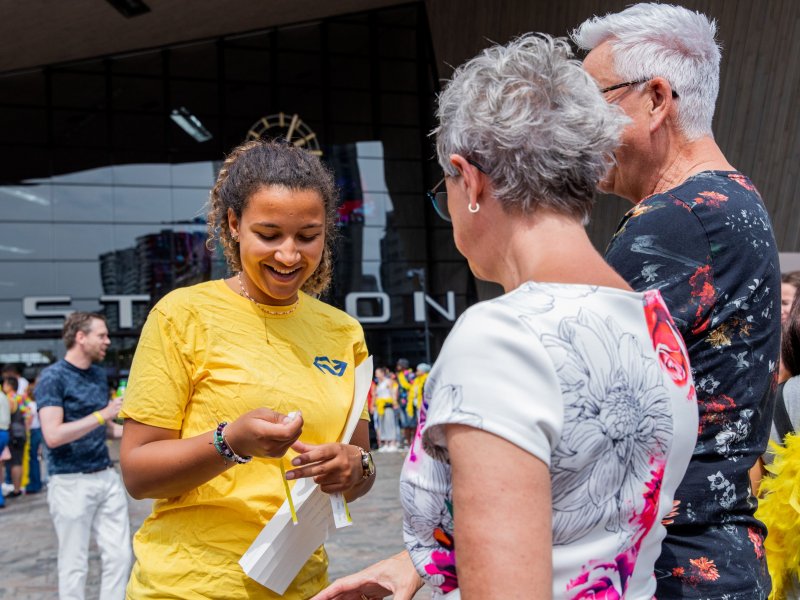 Er deden 1.523 mensen mee aan de recordpoging. (Foto: Daisy Fotografie / NS)