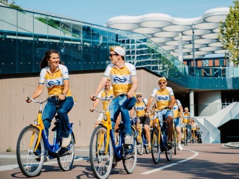 130 Fans van de NS die van fietsen houden reden vooraf mee om het parcours te ontdekken. (Foto: NS)