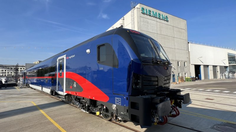 Het nieuwe stuurstandrijtuig van de Nightjet, gebaseerd op de Vectron locomotief. (Rechten: seat61.com)