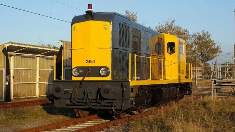 De 2454 locomotief van de Stichting 2454 Crew uit de 2400-serie. (Foto: Michiel Dermois)