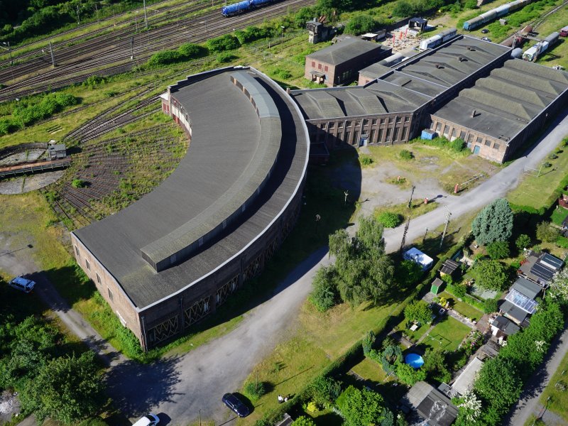 De monumentale spoorloods bij Gelsenkirchen-Bismarck. (Foto: RVR)