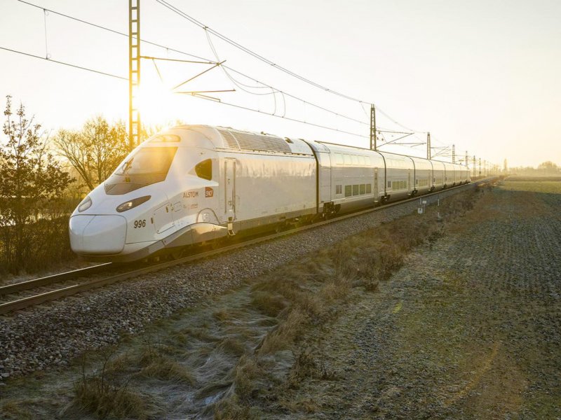 De TGV-M die getest wordt op het testcircuit in het Tsjechische Velim. (Foto: Alstom)