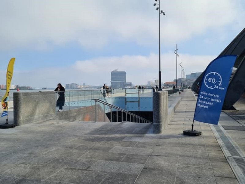 De stalling is ondergronds en gebouwd onder een nieuwe boulevard. (Foto: )