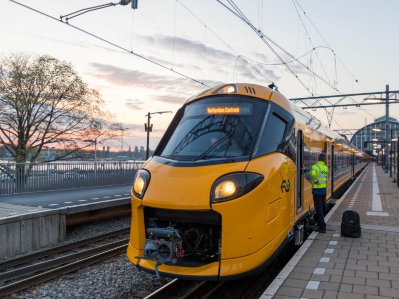 De ICNG maakt in april zijn debuut in de reizigersdienst. Aan het einde van 2023 zijn er al ongeveer 15 van deze treinstellen in dienst. (Rechten: TreinVideo.nl)
