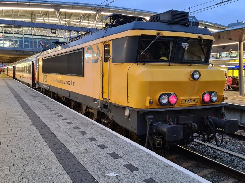 De trein keerde bijna aan het eind van de rit op station Utrecht Centraal. (Foto: Treinenweb)