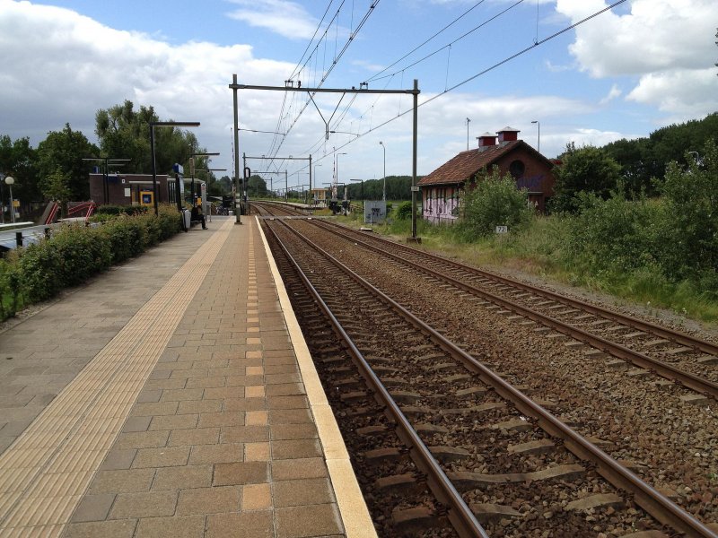 De komende weken verwacht ProRail hinder op de Zeeuwse Lijn door spoorverzakkingen. (Foto: Xyboi)