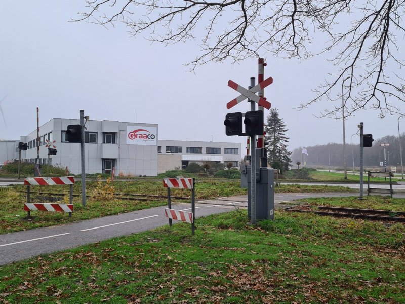 Er is nog veel onderhoud nodig om hier een directe passagierstrein te kunnen laten rijden. (Foto: Treinenweb)