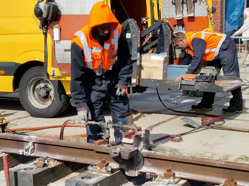 Bij het Railcenter was een demonstratie te zien over het lassen van spoorrails. (Foto: Clayweb / Treinenweb)