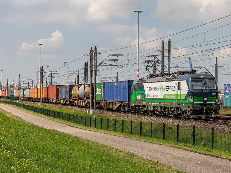 Startschot gegeven voor bouw spooremplacement op Maasvlakte