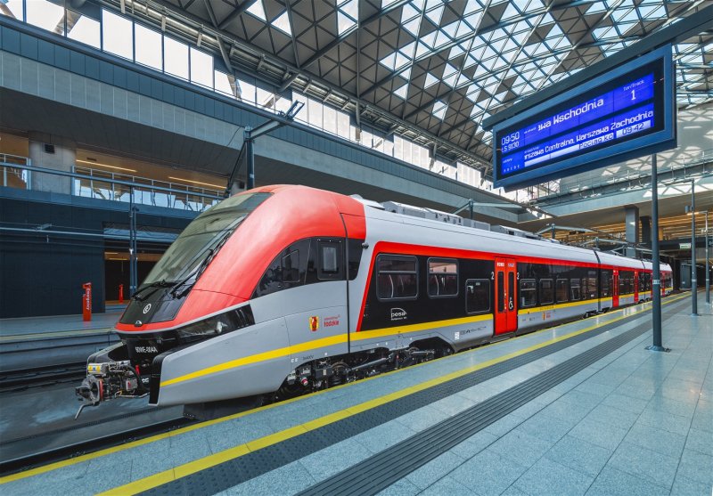 Een impressie van de trein zoals die op Trako werd getoond. (Rechten: PESA)