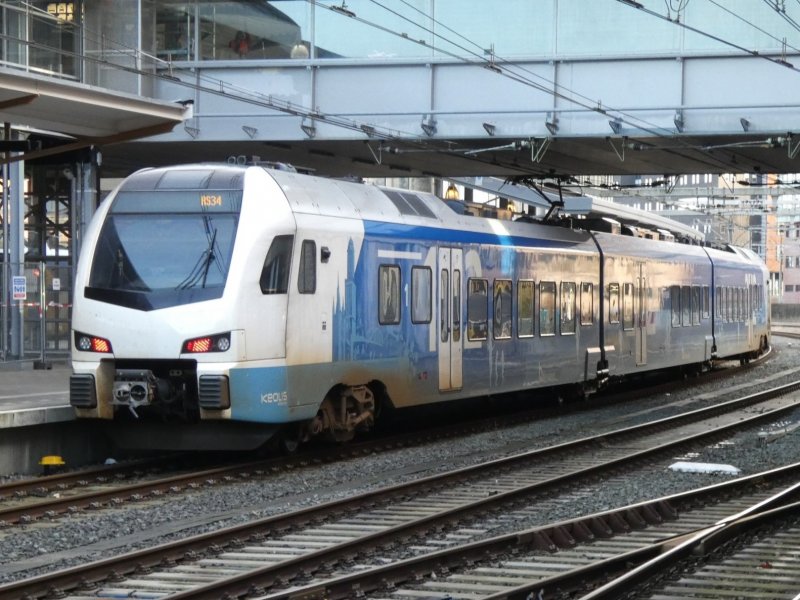 De Flirt van Blauwnet die momenteel op de Valleilijn rijdt. (Foto: Etm Kroesmeijer)