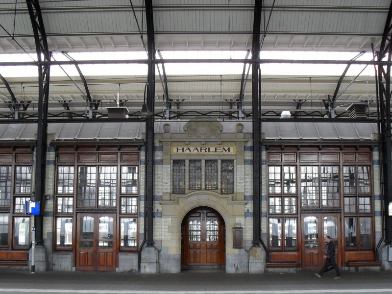 Het monumentale station van Haarlem. (Foto: Marcel Mulder (Creative Commons))