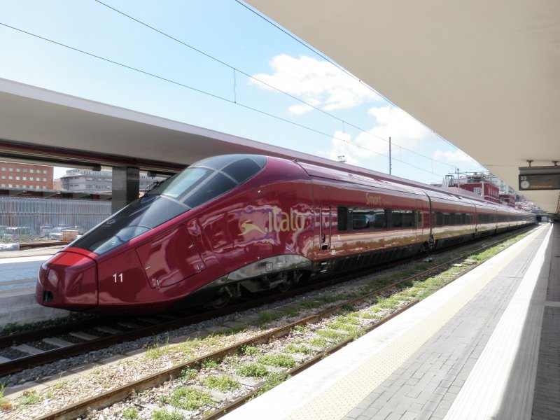 Momenteel rijdt Italo met rode treinen in Itali�, maar straks ook met blauwe treinen in Duitsland. (Foto: Hoff1980 (Creative Commons))