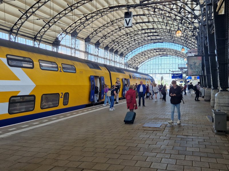 Het kabinet trekt extra miljarden uit voor infrastructuur, maar de zorgen over achterstanden op het spoor blijven. (Foto: Treinenweb/Clayweb)