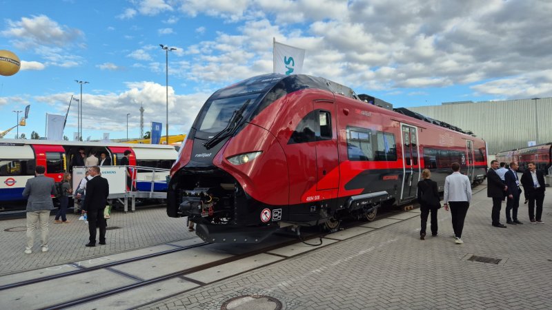 De Railjet Mireo van de &Ouml;BB, gebouwd door Siemens. (Rechten: Iain Dobson)