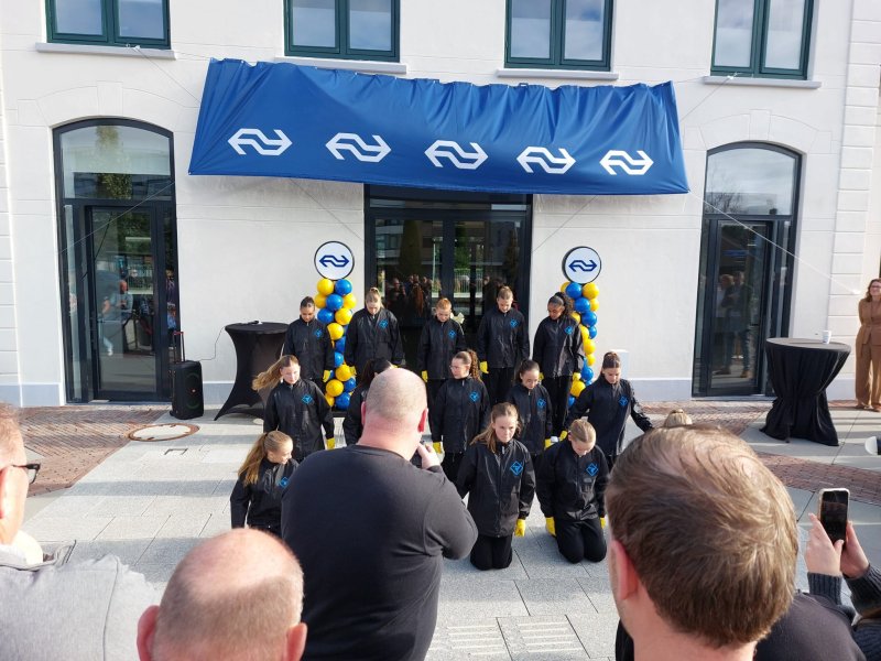 De feestelijke opening die donderdag voltrokken werd. (Foto: NS)