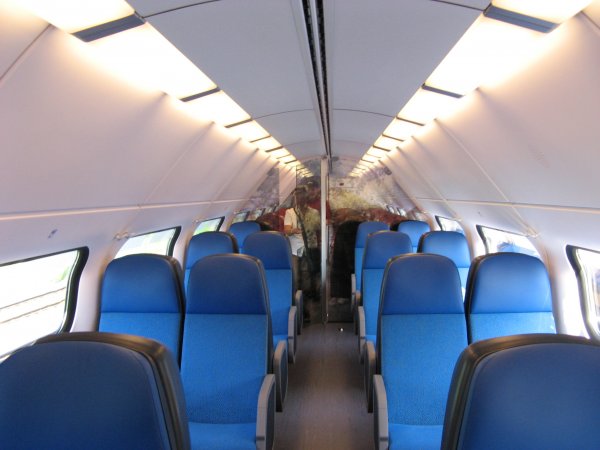 Reizigers na vier uur geëvacueerd uit gestrande trein - Treinenweb